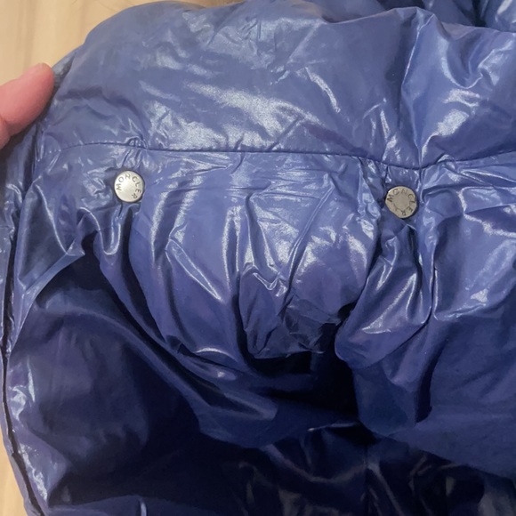 Moncler snowsuit in blue with real fox fur - Picture 8 of 16